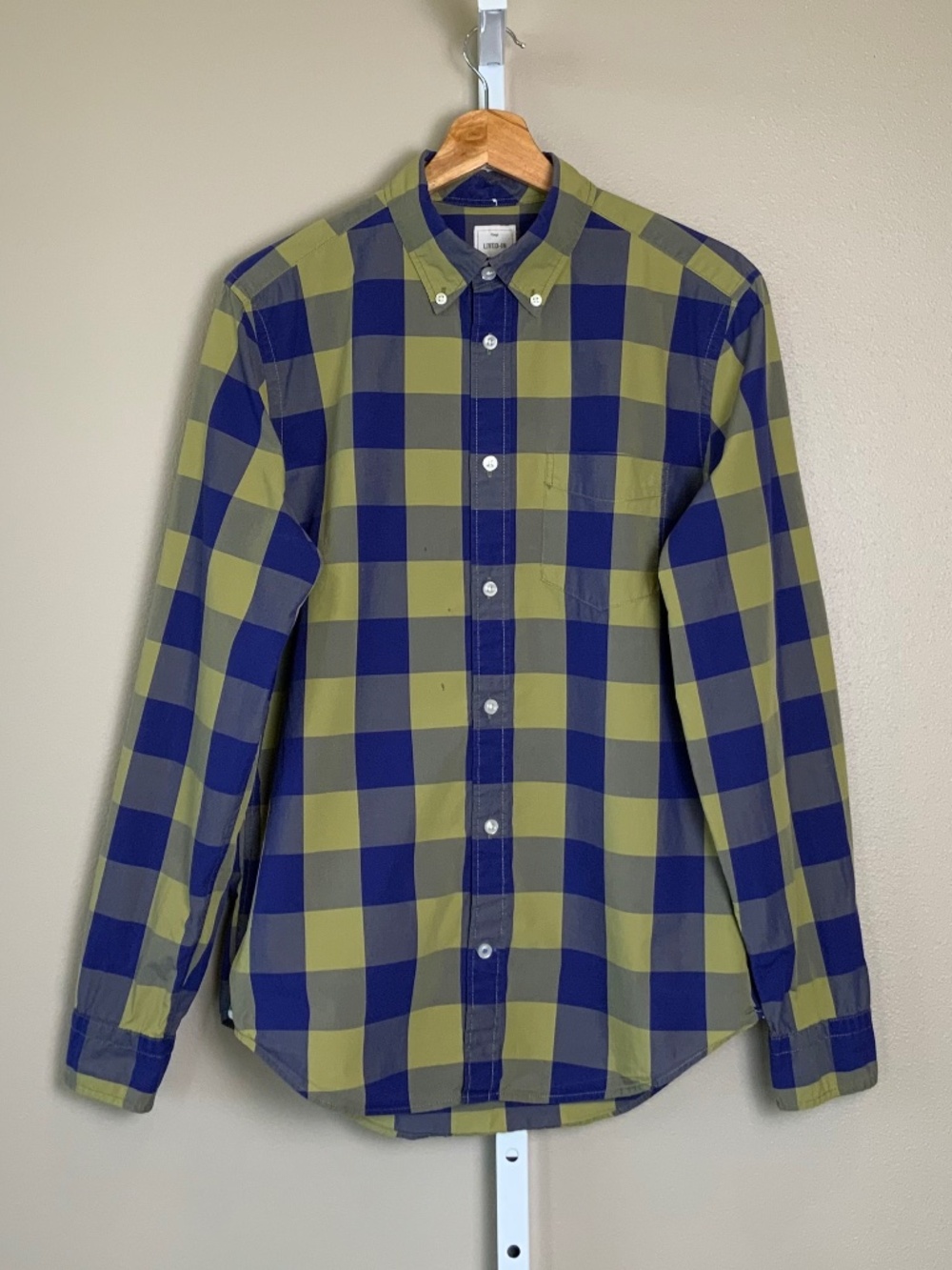 GAP Lived-In Wash Plaid Buffalo Check Button Down Oxford Shirt